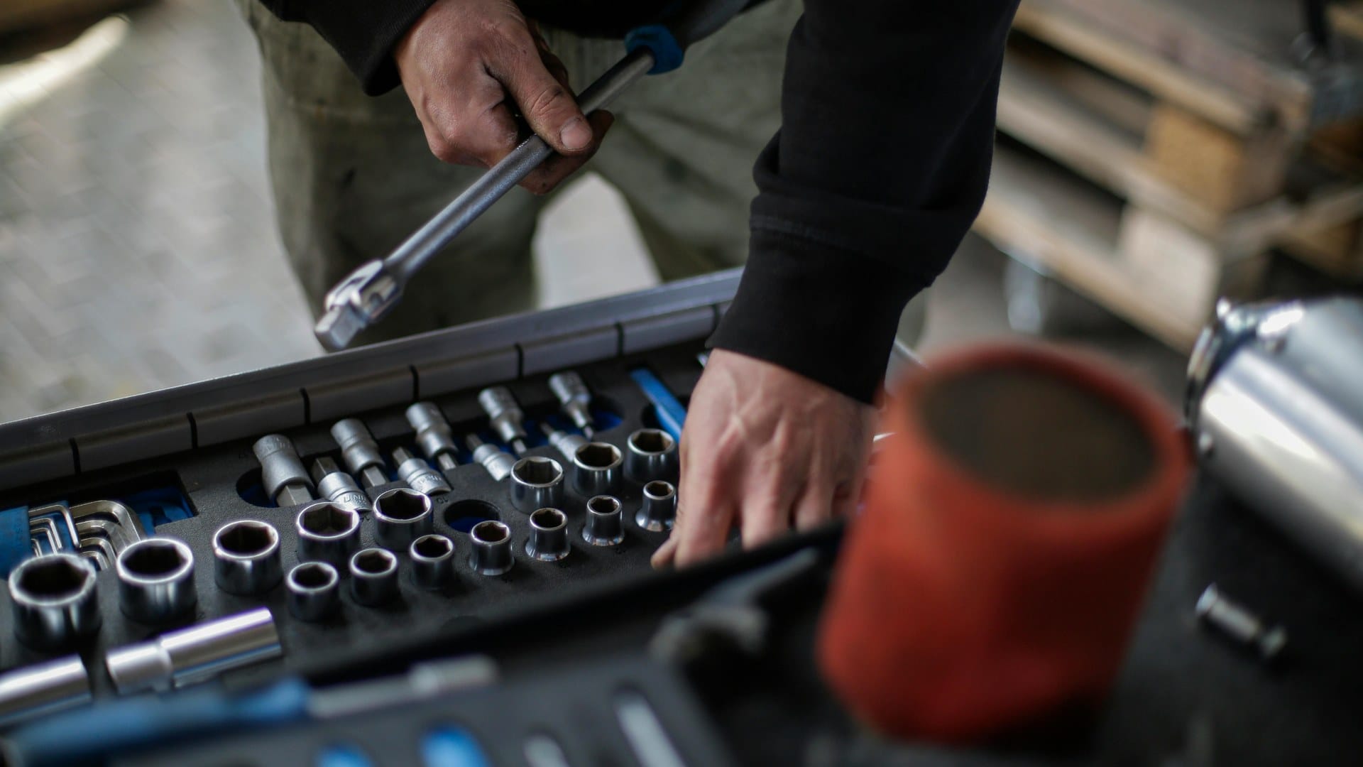 What Happens During an Appliance Repair Service Call?
