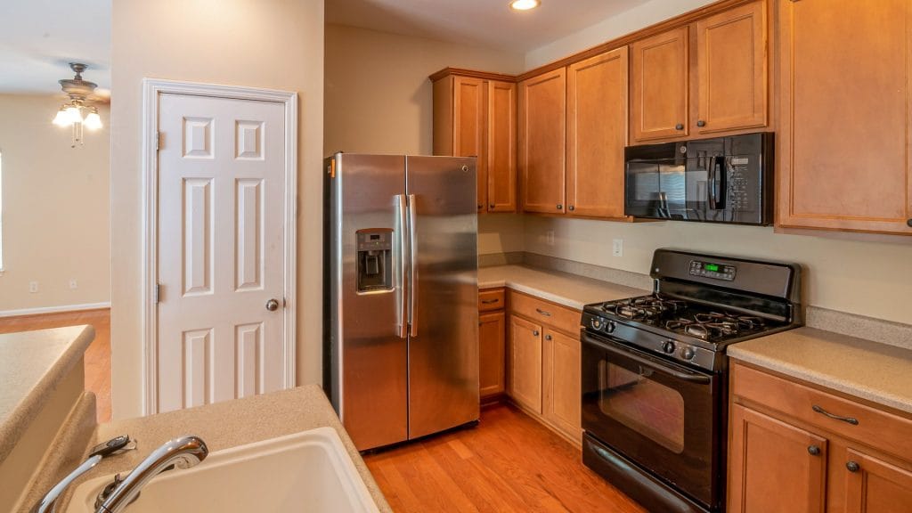 Samsung vs Whirlpool Fridge: Which Brand Lasts Longer?