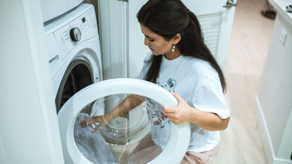 Whirlpool F21 Error Code: What It Means and How to Fix the Drainage Problem